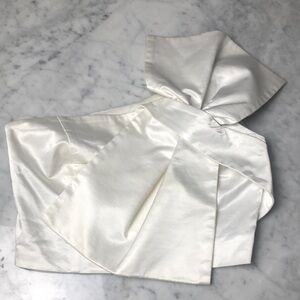 BLAZY SHOWER Elegant White Satin Off-Shoulder Top Size S